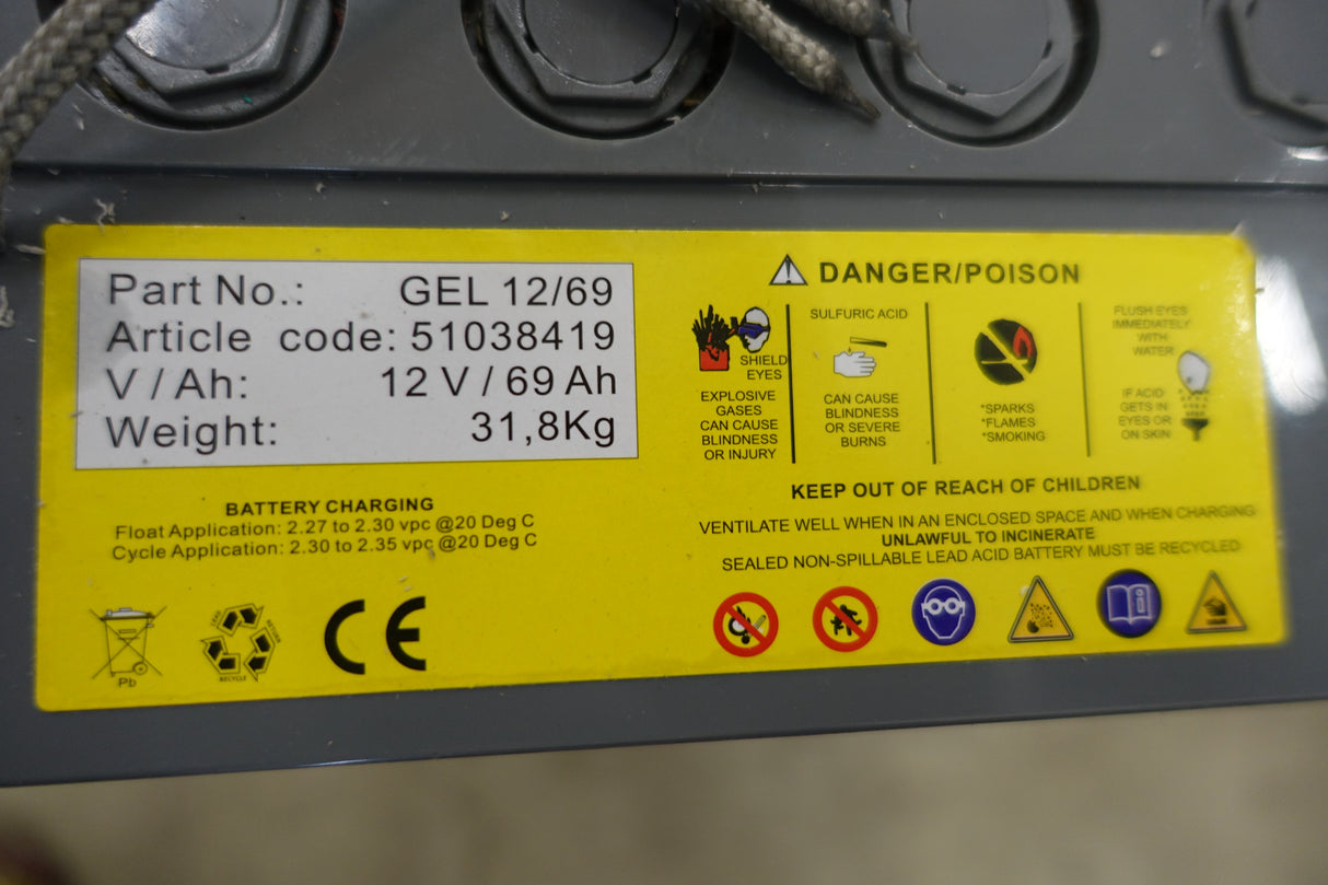 Jungheinrich 12v GEL 12/69