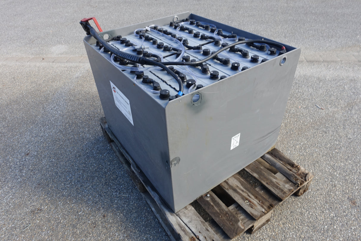 Staplerbatterie 48V 6PzS750