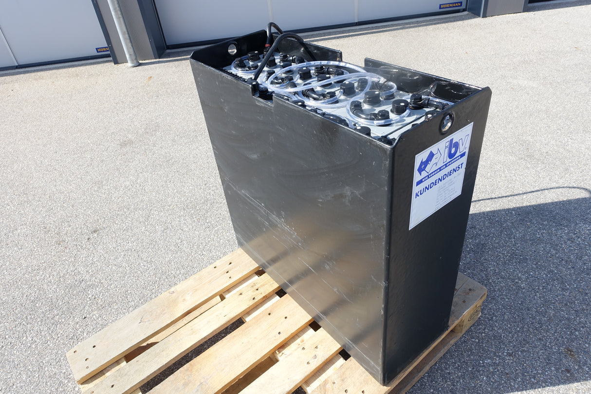 Forklift battery 24V 4PzS560