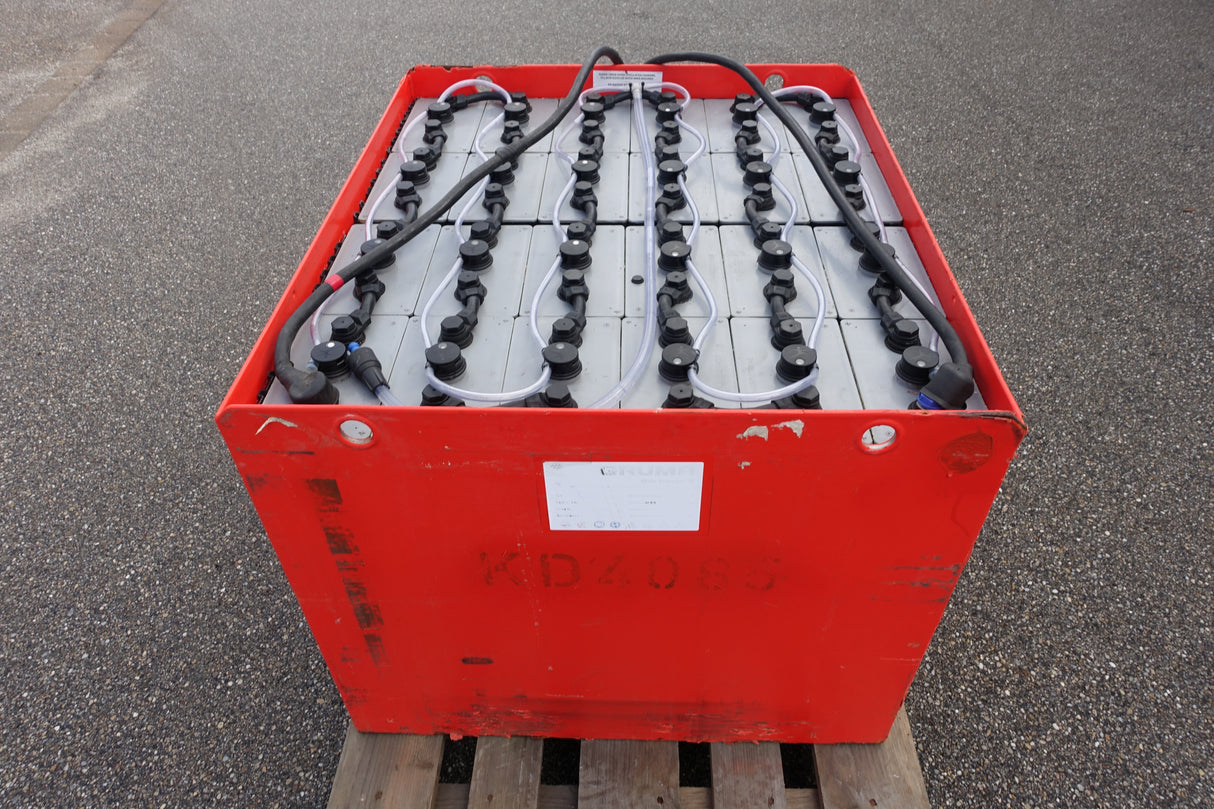 Staplerbatterie 48V 6PzS750