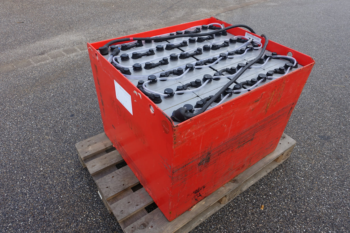 Staplerbatterie 48V 6PzS750