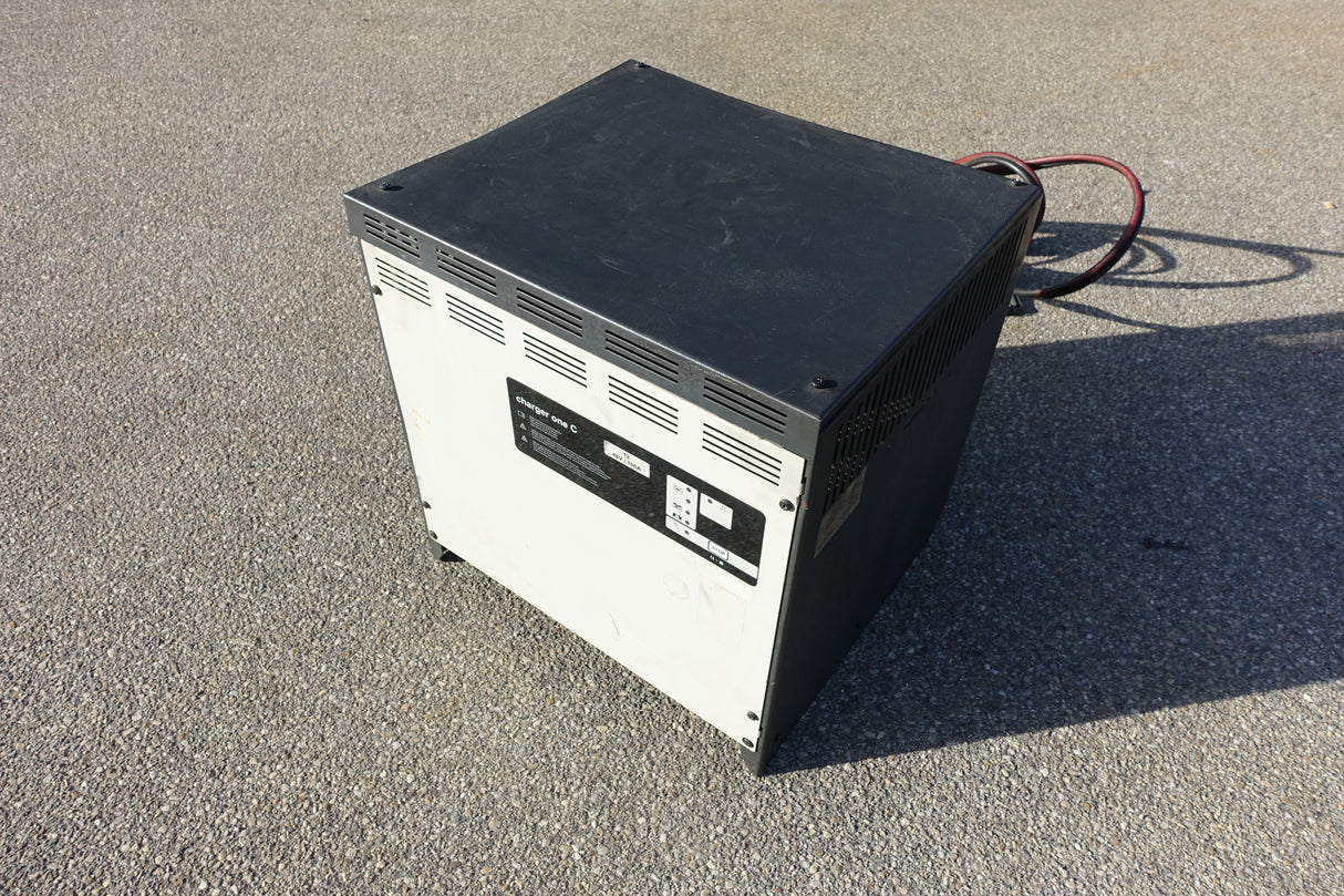 48V 100A industrie automation charger one C Ladegerät