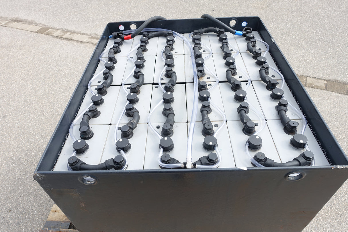 Staplerbatterie 48V 6PzS930