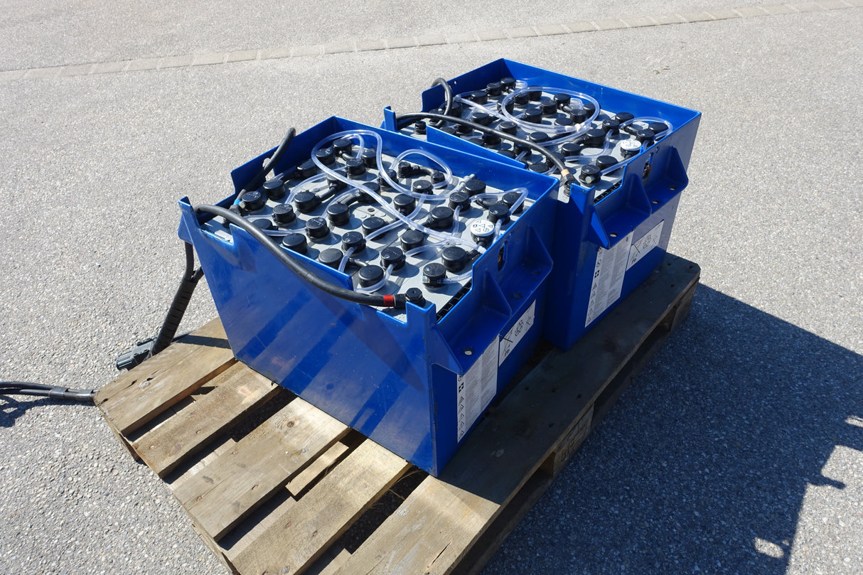 Battery 24V 4PzS240