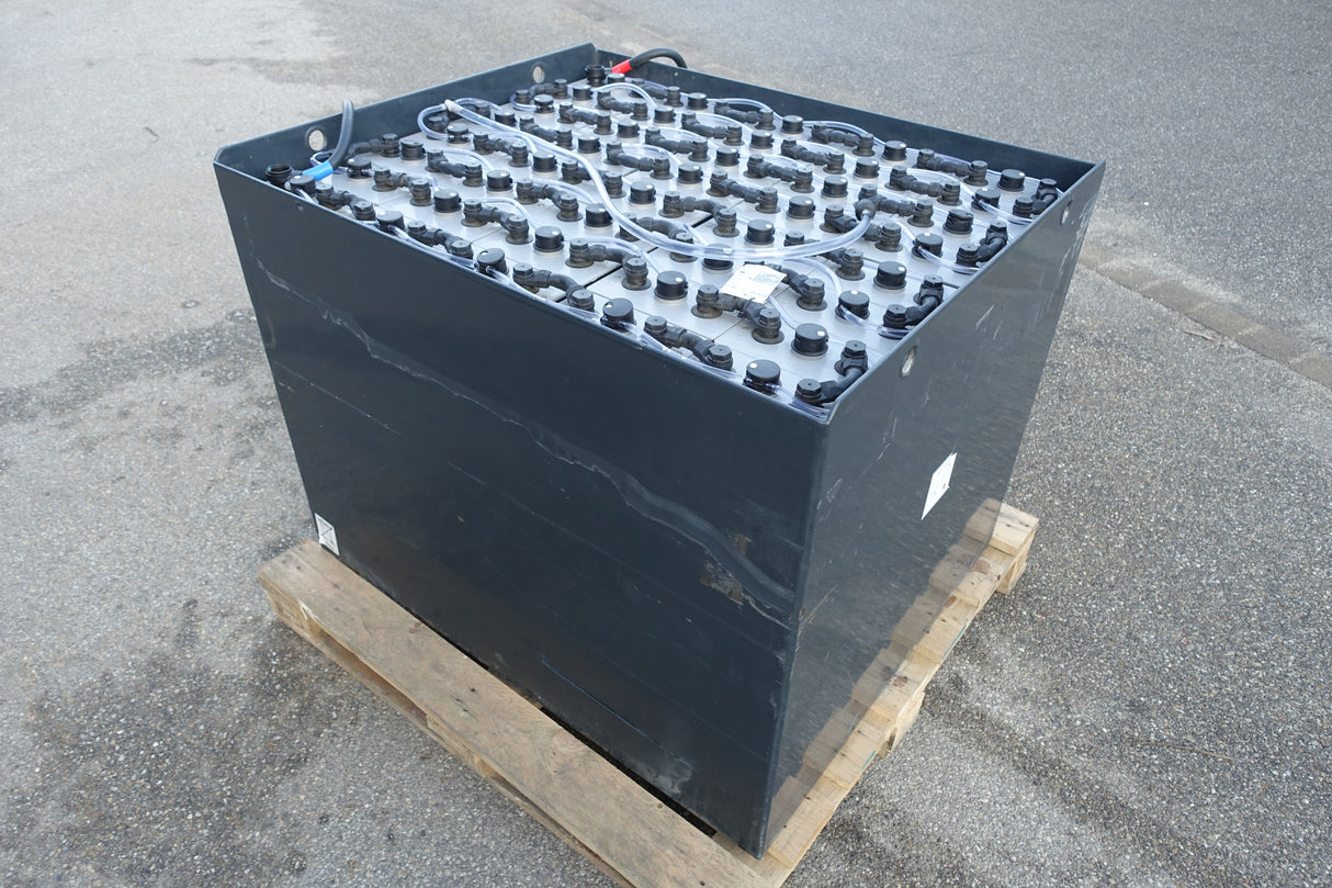 Forklift battery 80V 5PzS775