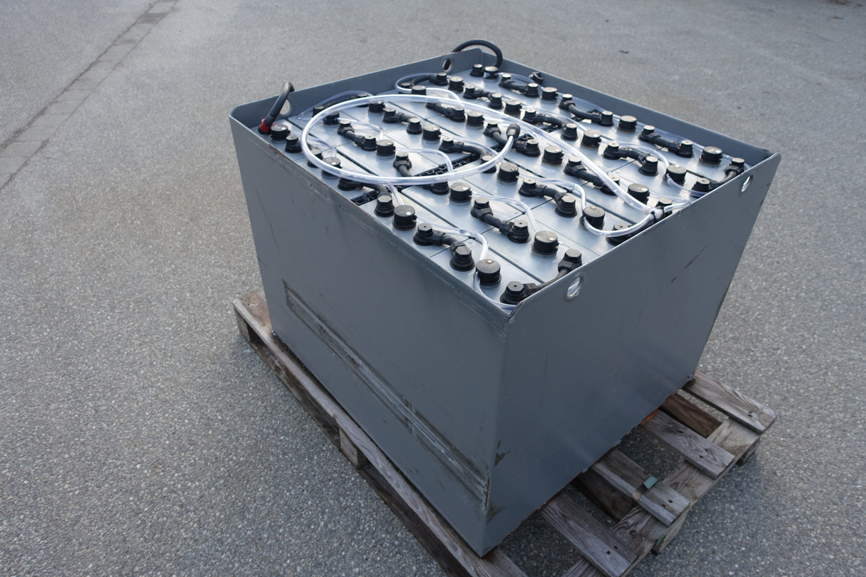 Staplerbatterie 48V 6PzS750